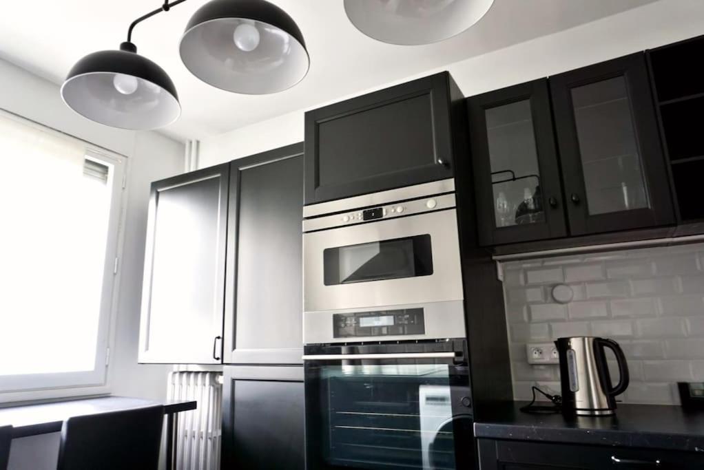 Chez Pascal Sissi -Grand Appart,Ile Nantes, Ccgres Exteriör bild
