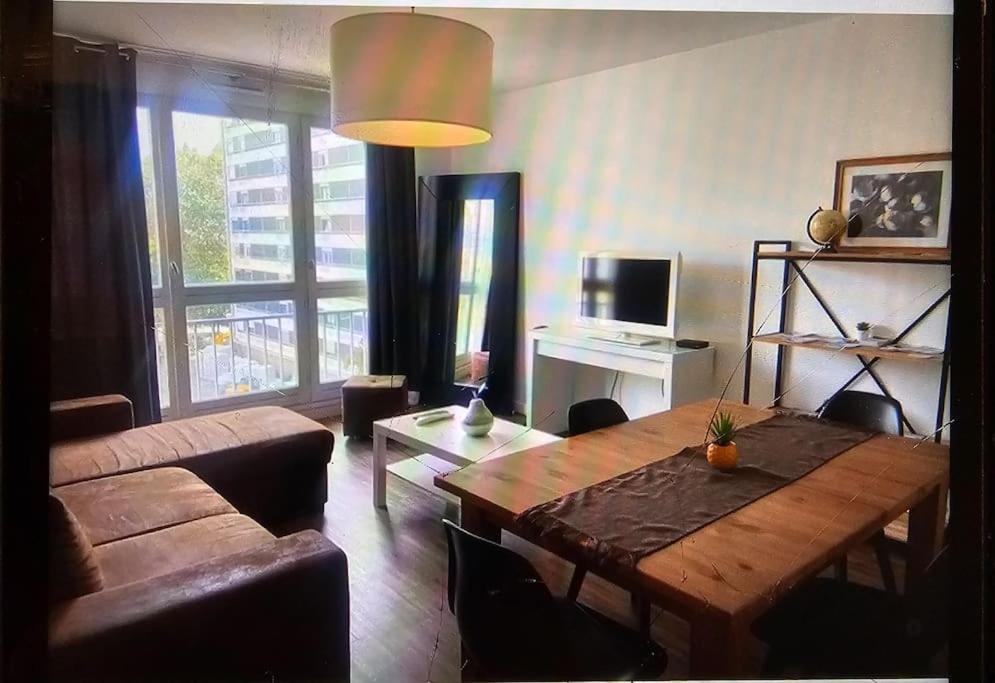 Chez Pascal Sissi -Grand Appart,Ile Nantes, Ccgres Exteriör bild