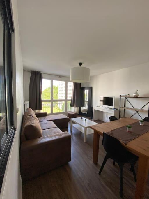 Chez Pascal Sissi -Grand Appart,Ile Nantes, Ccgres Exteriör bild